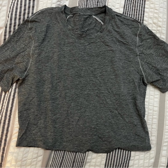 Lulu crop size 4 - Picture 2 of 2